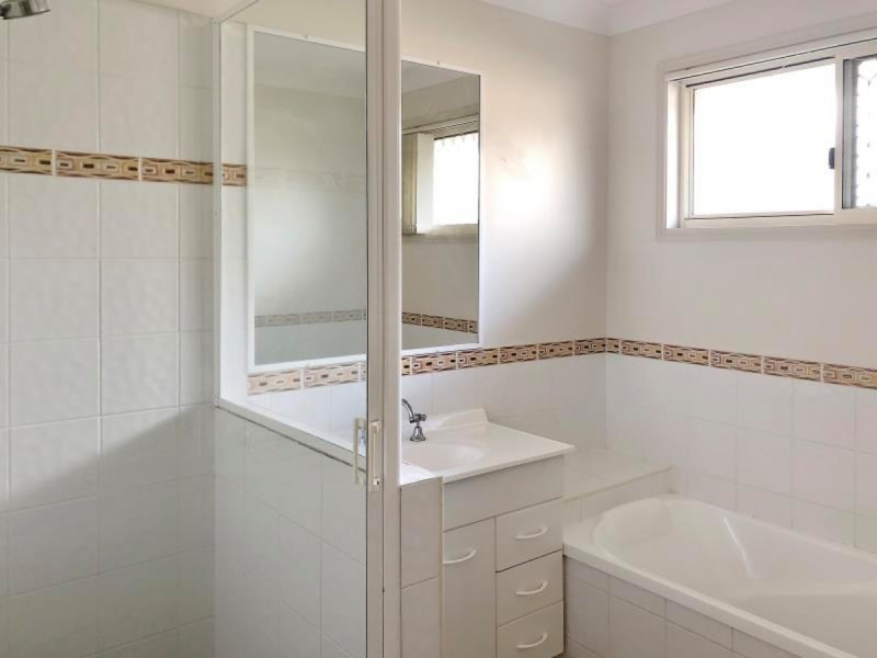 1 Turner Court, Parkhurst QLD 4702